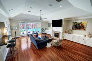 4401 Roseland St, Houston, TX 77006 - Photo 11