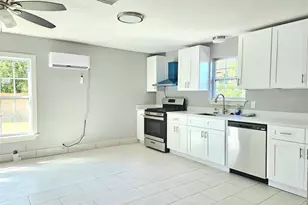 532 Bayshore Dr, La Porte, TX 77571 - Photo 11