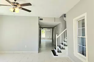 532 Bayshore Dr, La Porte, TX 77571 - Photo 5