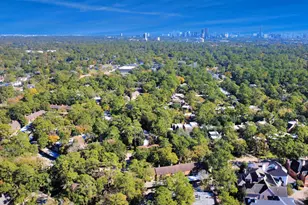 11711 Memorial Dr Dr, Houston, TX 77024 - Photo 19