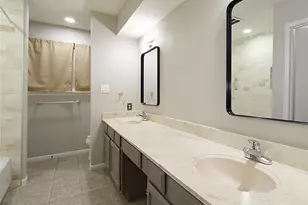 3413 Benfield Dr, Houston, TX 77082 - Photo 11