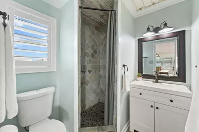 16634 Jamaica Beach Road, Jamaica Beach, TX 77554 - Photo 23