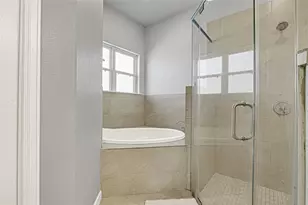 12371 N Chestnut Hls Dr, Conroe, TX 77303 - Photo 33
