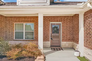 12371 N Chestnut Hls Dr, Conroe, TX 77303 - Photo 3