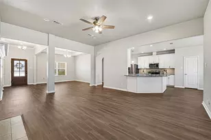 12371 N Chestnut Hls Dr, Conroe, TX 77303 - Photo 15