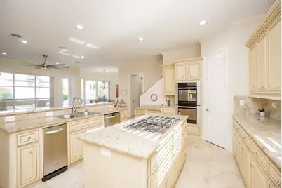 10 Lake Mist Court, Sugar Land, TX 77479 - Photo 19