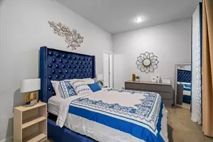 5815 Fairdale Ln, Houston, TX 77057 - Photo 23