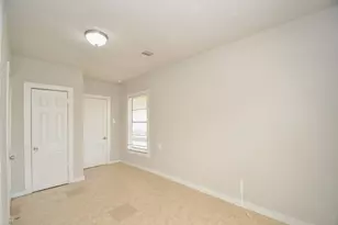 217 Owens St, Houston, TX 77029 - Photo 15