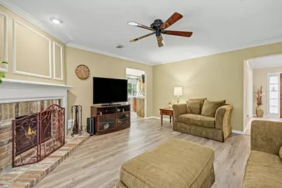 2116 Hollow Reef Circle, League City, TX 77573 - Photo 9