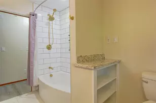 1904 Pine St, Liberty, TX 77575 - Photo 17