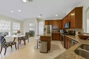 8214 Garrison Point Dr, Houston, TX 77040 - Photo 9