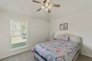 8214 Garrison Point Dr, Houston, TX 77040 - Photo 15