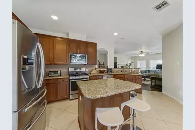 8214 Garrison Point Drive, Houston, TX 77040 - Photo 5