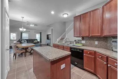 20407 Horsetail Falls Drive, Tomball, TX 77375 - Photo 9