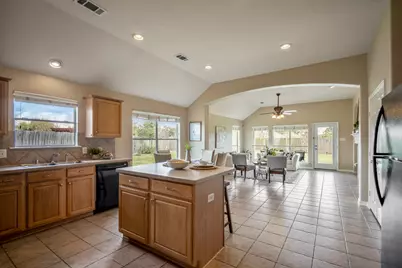 19410 Camellia Bend Circle, Spring, TX 77379 - Photo 11