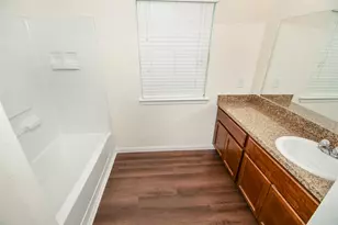 21139 Sprouse Cir, Humble, TX 77338 - Photo 9