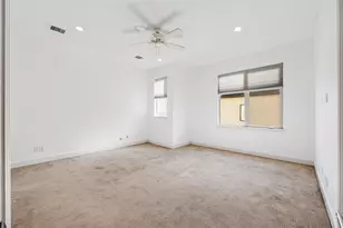 802 W Drew St, Houston, TX 77006 - Photo 21
