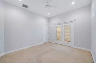 802 W Drew St, Houston, TX 77006 - Photo 5