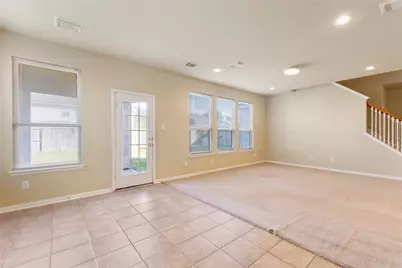 5310 Meadow Canyon Drive, Sugar Land, TX 77479 - Photo 9