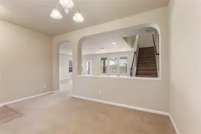 5310 Meadow Canyon Drive, Sugar Land, TX 77479 - Photo 5