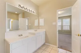 5310 Meadow Canyon Dr, Sugar Land, TX 77479 - Photo 19