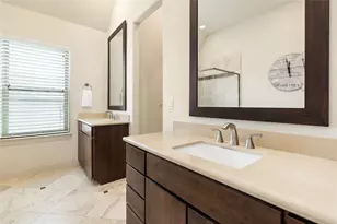 5229 Petty St, Houston, TX 77007 - Photo 23