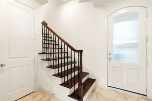 5229 Petty St, Houston, TX 77007 - Photo 29