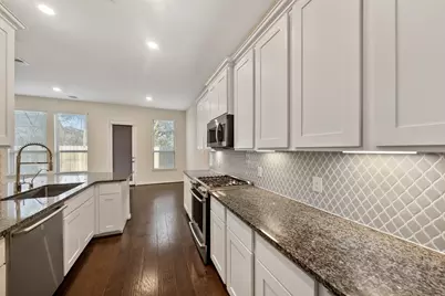 708 Ivory Manor Drive, Houston, TX 77018 - Photo 7