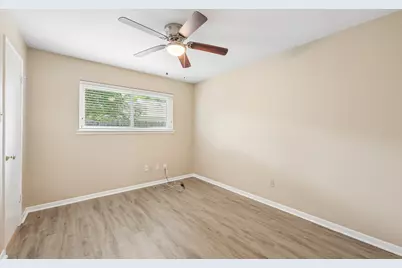 11410 Overbrook Lane, Houston, TX 77077 - Photo 25