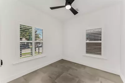 402 Hunt Street, Houston, TX 77003 - Photo 29