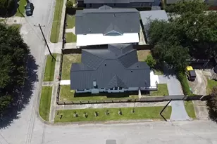 402 Hunt St, Houston, TX 77003 - Photo 7