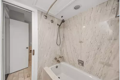 505 Westcott Street #207, Houston, TX 77007 - Photo 7