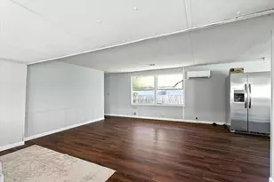 2938 Bay Oaks Harbor Dr, Baytown, TX 77523 - Photo 9