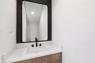 3708 Glenrose St, Houston, TX 77051 - Photo 7