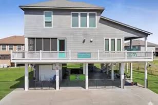 878 Surf Rd, Crystal Beach, TX 77650 - Photo 7