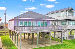 113 Mar Vista Ct, Surfside Beach, TX 77541 - Photo 1