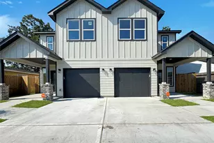 5427 Bellfort St, Houston, TX 77033 - Photo 1