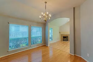 11 Trilling Bird Pl, The Woodlands, TX 77384 - Photo 7