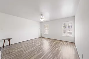 361 N Post Oak Ln, Houston, TX 77024 - Photo 19