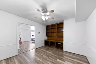 361 N Post Oak Ln, Houston, TX 77024 - Photo 15