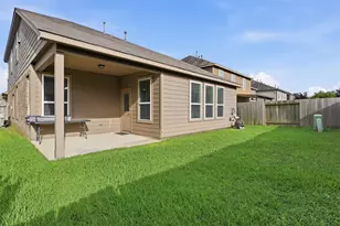 8219 Quiet Prairie Trail, Houston, TX 77049 - Photo 19