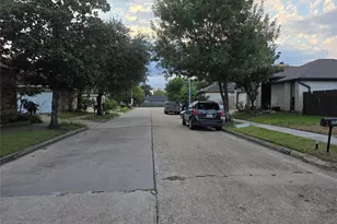 8522 Fawn Terrace Dr, Houston, TX 77071 - Photo 37