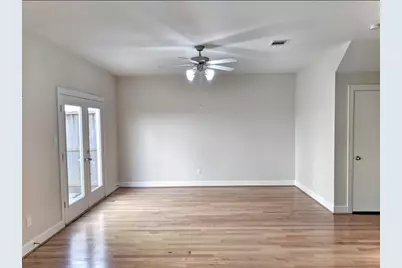 3730 Main Poplar Dr, Houston, TX 77025 - Photo 5