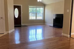 3226 Brookston St, Houston, TX 77045 - Photo 3