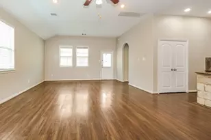 320 Terra Vis Cir, Montgomery, TX 77356 - Photo 5