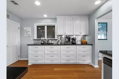 4231 Jolly Roger Road, Jamaica Beach, TX 77554 - Photo 21