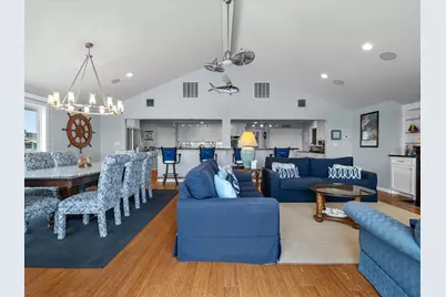 4231 Jolly Roger Road, Jamaica Beach, TX 77554 - Photo 9