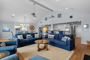 4231 Jolly Roger Rd, Jamaica Beach, TX 77554 - Photo 13