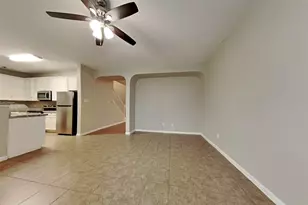 21415 Flower Valley Cir, Spring, TX 77379 - Photo 3