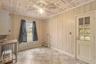 301 N Pine St, Woodville, TX 75979 - Photo 25